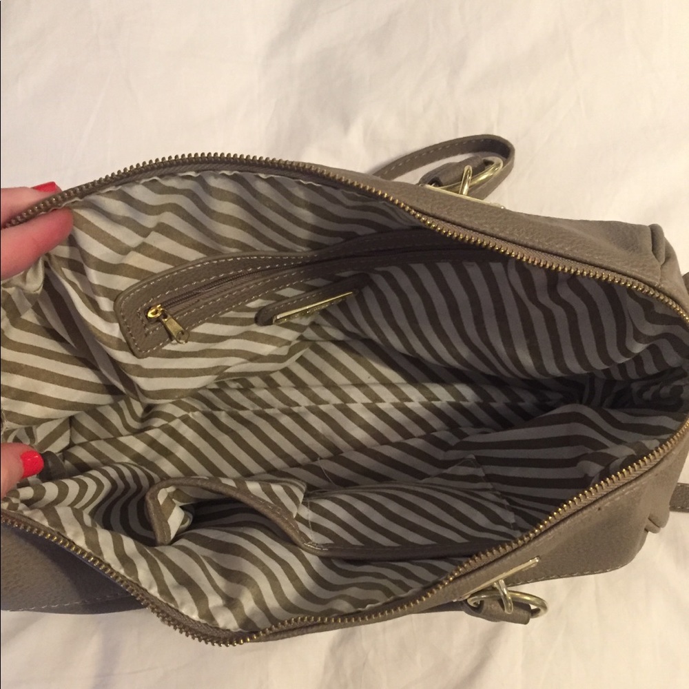 Steve Madden grey crossbody/satchel purse - Picture 3 of 7